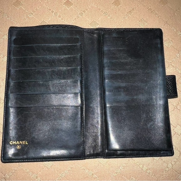 Authentic Chanel Wallet - Picture 2 of 10